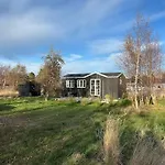 Διαμέρισμα Small Cozy House By The *